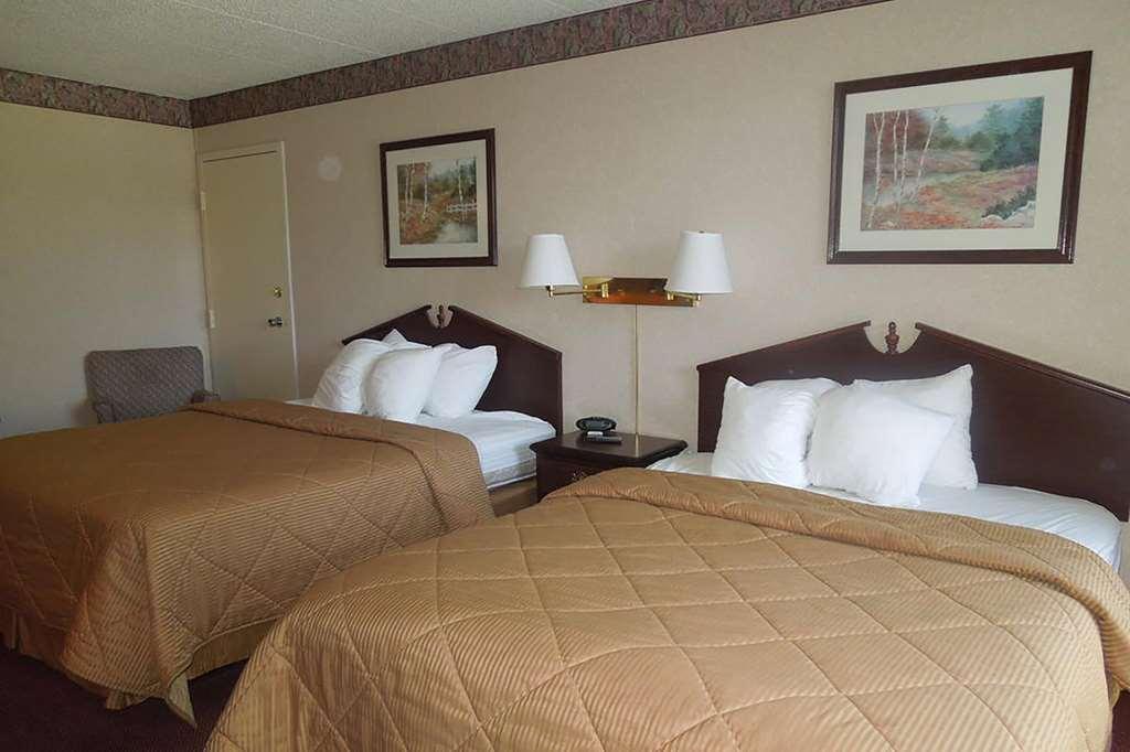 Motel Baymont By Wyndham Northwood Habitación foto